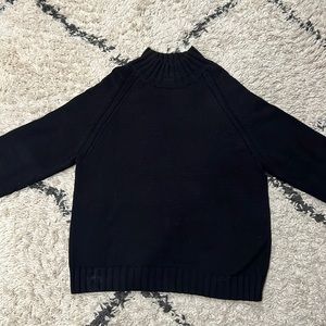 Black Gap sweater turtle neck XXL but fits like an XL